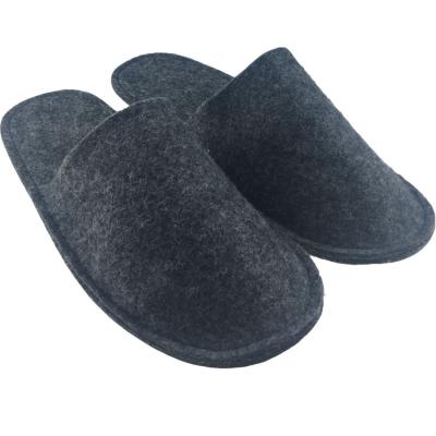 China Wholesale High Quality Hotel Indoor Soft Slippers Closed Toe Felt Winter Home Warm Indoor Slippers Comfortable Home Guest Felt Slippers for sale