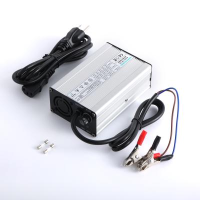 China 6s LiFePO4 Battery Charger 25.2v 4a 24v Smart Battery Charger For Electric Clean Machine / Electric Motorcycle L135xW90xH50 mm for sale