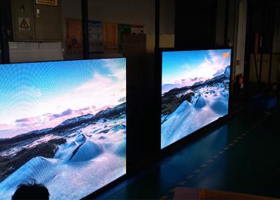 China 2.5mm Indoor Full Color LED Display / 160000 Pixels LED Video Wall Screen for sale