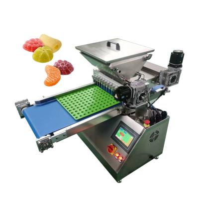 China Jelly Depositor Gummy Produktion Hard Candy Machinery zum Herstellen von Gummies Kleine Maschinen für das Heimgeschäft zu verkaufen