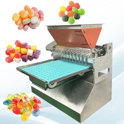 Chine Tableau haut production de gelée de multivitamines mini déposant de gomme caramel petit bonbons faire machine prix à vendre