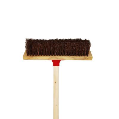 China Household Quality Long Handle Palm Fiber Stocked Rubbing Brush For Floor Cleaning for sale