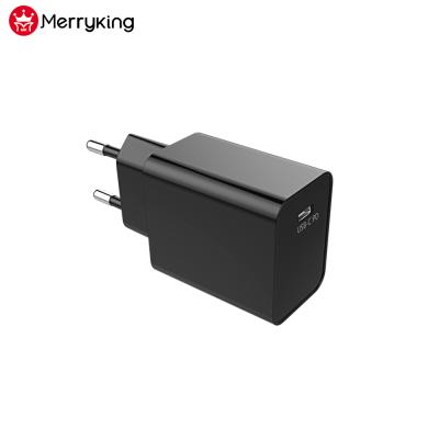 China Multi Output MP3/MP4 Player EU USB-C Charger 18W Palladium 5V 3A 9V 2A 12V 1.5A Charger for Smart Mobile Phones for sale