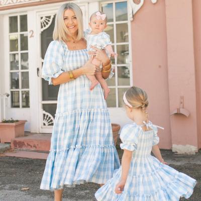 China Breathable Hot Sale Letter Printed Family Viable Mother And Daughter Set Matching Dress With Blud Pink White Sky Blue for sale