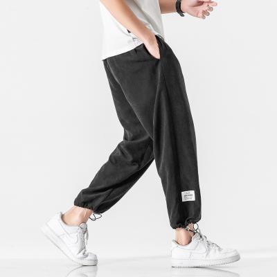 China Cheap Cargo Pants New Anti-wrinkle Sports Sweatpants Custom Loose Design Loose Fit Plus Size Loose Trousers For Men for sale