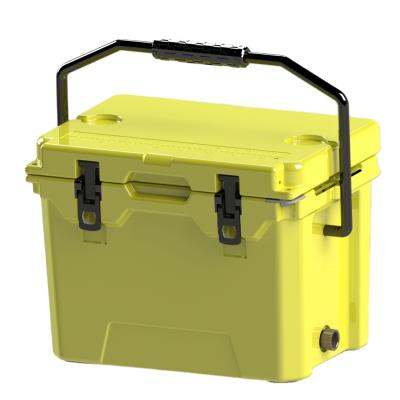 China Waterproof heavy duty rotomolded ice chest 2022 new 25QT hard cooler box with handle for sale