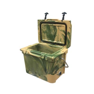 China Wholesale Waterproof Roto Molded Coolers 20QT Customized Camouflage Color Ice Chest Camping With Handle for sale