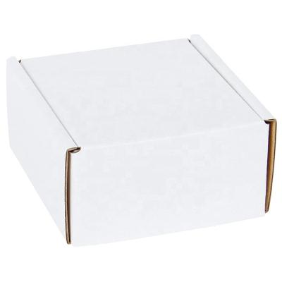 China Handmade White Recyclable Corrugated Luxury Custom Shipping Box Clothing Shipping Boxes For Packaging for sale