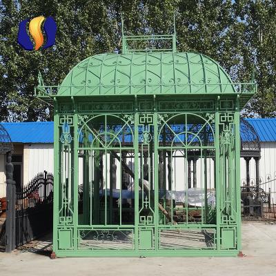 China Easily Assembled Galvanized Steel Glass Garden / Solarium Green House for sale