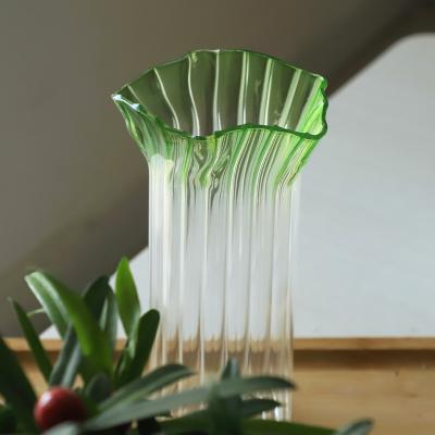 China Modern Unique Design Home Decorative Small Glass Flower Vase Fashionable New Long Glass Flower Vase for sale