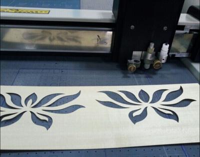 China Thin Ply Wood Veneer Sheet Pattern Knife CNC Cutting Machine / Table for sale