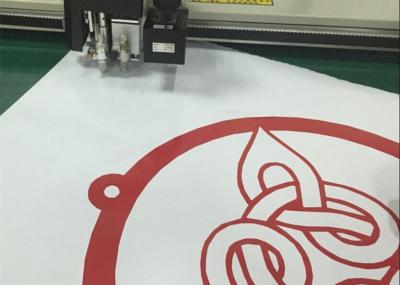 China Vinyl Mobile Phone Cases Sticker Cutting Plotter Vacuum Suction 1335*1065*1080mm for sale