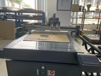 Chine Corrugated Paper Board Carton Box Sample Maker Plotter Cutting Machine à vendre