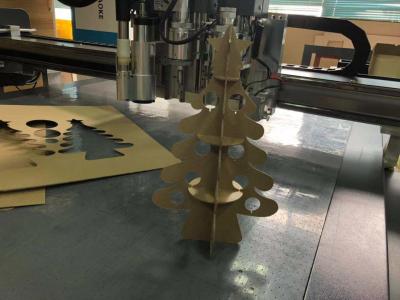 Chine Christmas Tree Flute Corrugated Sample Cutter Packaging paper carton sample Maker Plotter Machine à vendre