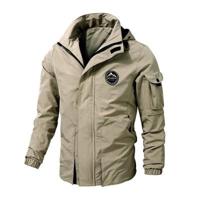 China New Men's Softshell Jacket 2022 Custom Made Men's Solid Color Breathable Waterproof Warm Outdoor Softshell Jacket for sale