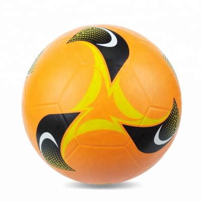 China New Design Natural Rubber Football Soccer Ball Colorful Size 5 Indoor Or Outdoor à venda