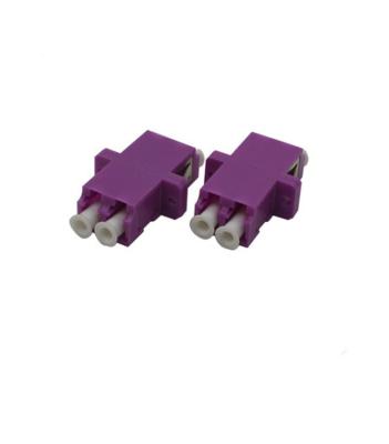 China Purpere Optische Kabeladapter/de Duplexadapter van OM4 LC met Klemmen Kleine Grootte Te koop