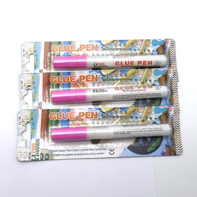 China Medium Size Easy White Color Art and Craft Glue Pen for sale