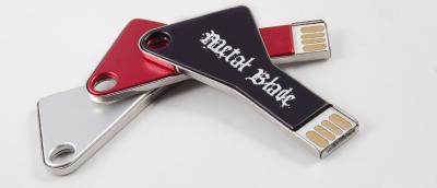 China Schwarzer/roter Minischlüssel-USB-Blitz fährt 32MB - 64GB mit kundenspezifischem Logo-Impressum zu verkaufen