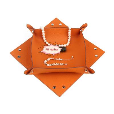 China Luxury High Grade PU Necklace Jewelry Soft Material Tray For Jewelry Store Display for sale