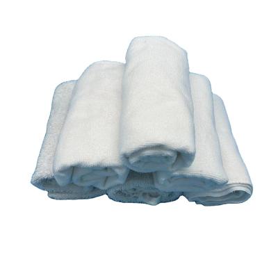 China Hot Selling Water And Oil Absorption Capacity Hot Selling White Small Square Hotel Towel Cotton Towel Strong Industrial Cleaning Seam 100% Cloths for sale