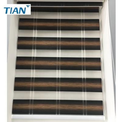 China Slat Polyester Roller Blinds Made In Zebra Fabric For Ready Made Blinds for sale