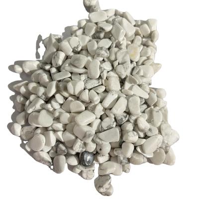 China Wholesale Natural Crystal White Europe Turquoise Chips Tumbled Stone For Home Decoration for sale