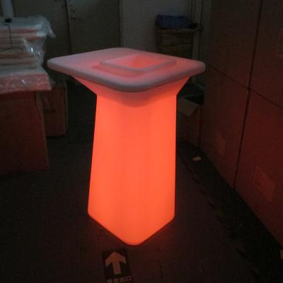 China Modern Led Bar Table Approved Wonderful Bright Light Plastic Outdoor Wholesale for sale