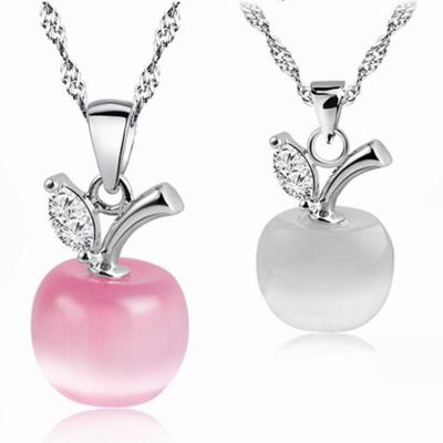 China Cute Jewelry Wholesale Popular Personalized Crystal Pendant Necklace For Women Gift for sale