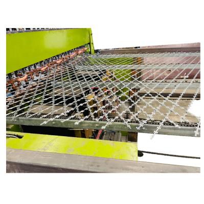 China Easy Operation Concertina Iron Wire Razor Barbed Wire Machine for sale