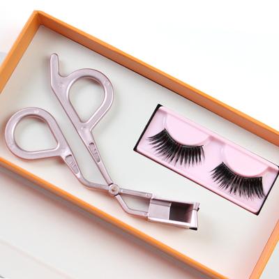 China 2020 Tiny Furry Favorites No Magnetic Eyeliner Lashes Clips Packing Set Private Label 3D Magnetic Eyelashes for sale