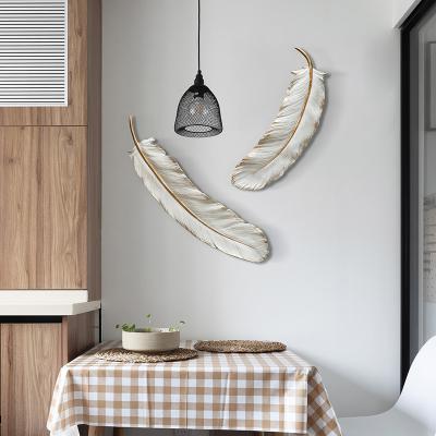 China Country Metal Feather Style Simulation Decor Gold Metallic Powder Multi Home Art Wall Decor for sale