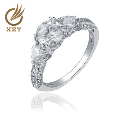 China CLASSIC 925 Silver Well Finished Classic Engagement Ring With Shiny Zircon And Rhodium Plating for sale