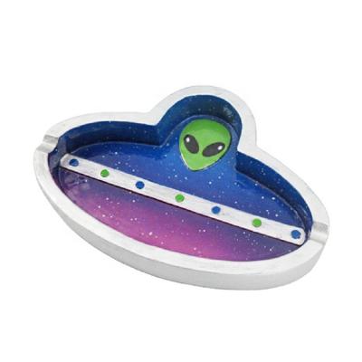 China Space Alien Resin Open Space Alien Environmentally Friendly Ashtray Fishing Style Souvenirs Decoration Sculpture Home Ashtray for sale