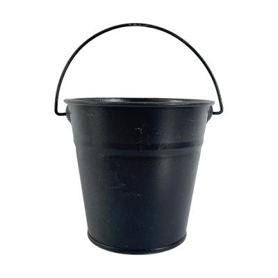 China Viable Shown or Custom 0.5L Galvanized Stainless Drums Buckets For Indoor And Outdoor for sale