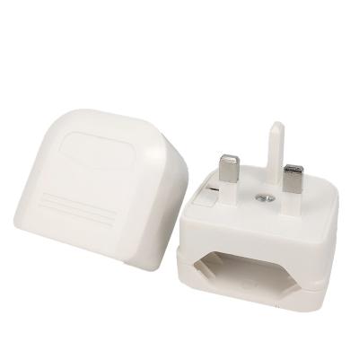 China EU European VDE 2 Pin To UK BS 3 Pin Adapter Plug Commercial EU Plug Converter Europe To UK With Fuse for sale