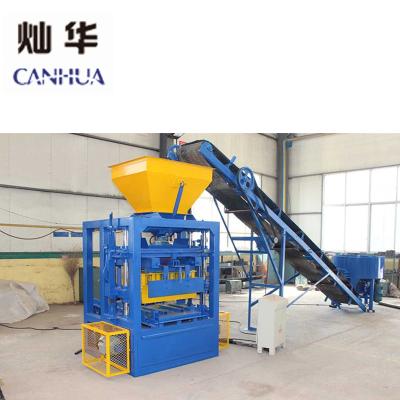 China qt4-24 hotels semi automatic solid concrete block machine for sale