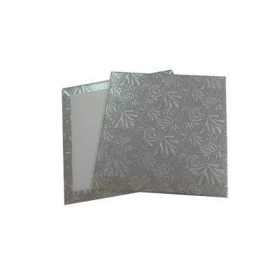 China Aseptic 3mm Thick Edge Wrapped Square Silver Foil Coated Cake Base for sale