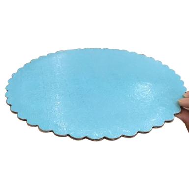 China Disposable 3mm Corrugated Single Wall Circle Cake Board Blue Cake Board for sale