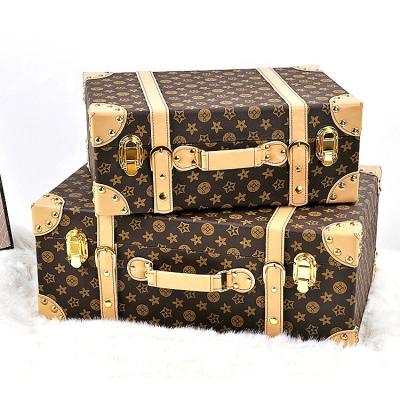 China Abstract Style Retro Men's Sharemore Trunk Suitcase Luggage Leather Set Handmade Wooden Cosplay Props For Home Decoration for sale