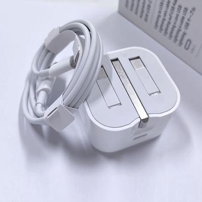 China Super Fast Type C Adapter PD Wall Charger 20w USB Charger 20w UK Plug 3 Pin Power Socket Adapter With Cables For Phones for sale