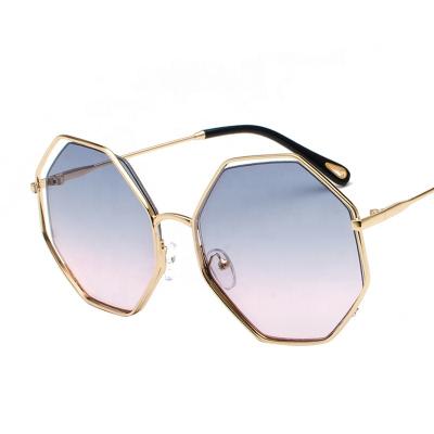 China Pilot 2020 Newcomers Fashion Shades Women Sunglasses Fashionable Sun Glasses for sale