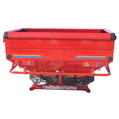 China Improves Planting Efficiency 2FH-24 1500 Kg Fertilizer Spreader Machine Maker Double Disc for sale