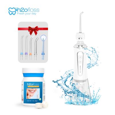 China OEM Ipx7 Waterproof Water Flosser Tooth Cleaner Home Travel Electric Water Irrigator Factory Wholesale for sale