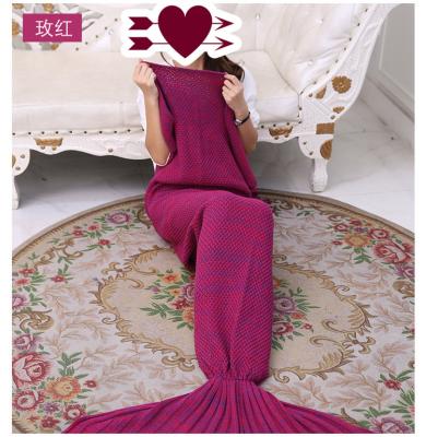 China Anti-pilling Bulky Crochet Mermaid Tail Blanket Envelope Knitted Sleeping Bag 100% Acrylic Knit Blanket Made in China for sale