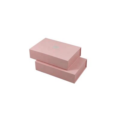 China Recycled Materials China Manufacturer Cardboard Cosmetics Packing Boxes Magnetic Flap Gift Box for sale