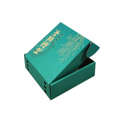 China Luxury Recycled Materials Custom Color Printing Logo 3 Ply Box Groove Corrugated Apparel Shipping Boxes for sale