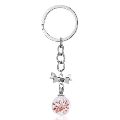 China Floral Key Ring Fashion Flower Keychain Queen Annes Flower Lace Small Woman Gift Glass Pendant Glass Making for sale