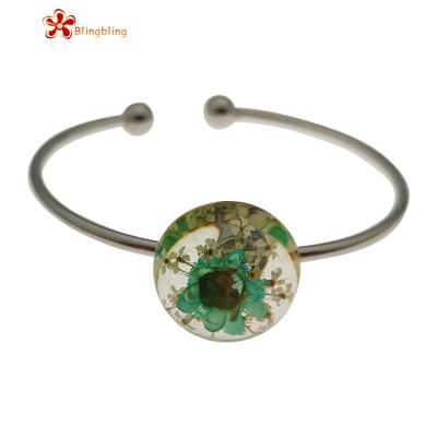 China Real Resin Bracelet Bangle White Gold Flower Romantic Personalized Pressed Jewelry for sale