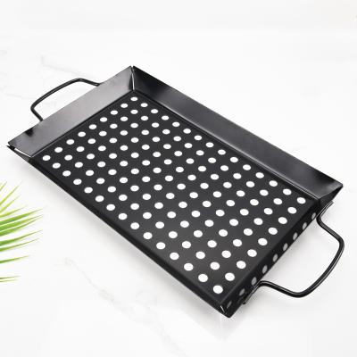 China New Listing Easily Cleaned Griddle Grilling Pan Pan Nonstick Vegetable Basket Outdoor BBQ Pan Grill Basket for sale